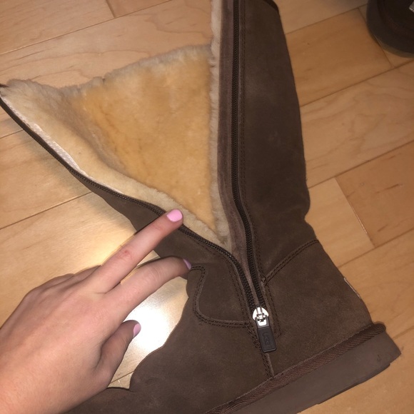 UGG Australia Sunset Zipper Brown Boots *LIKE NEW* - Picture 3 of 7